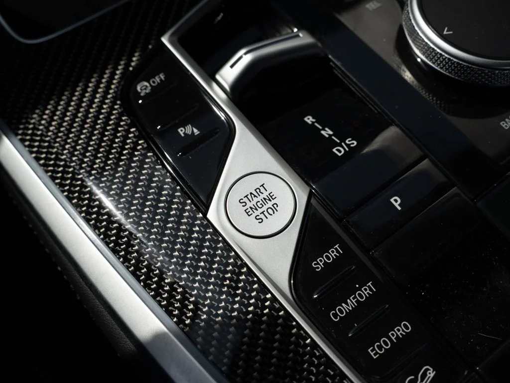 Used 2025 Black BMW M60i image 28