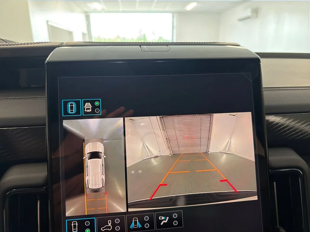 New 2026 Summit White GMC AT4 image 19