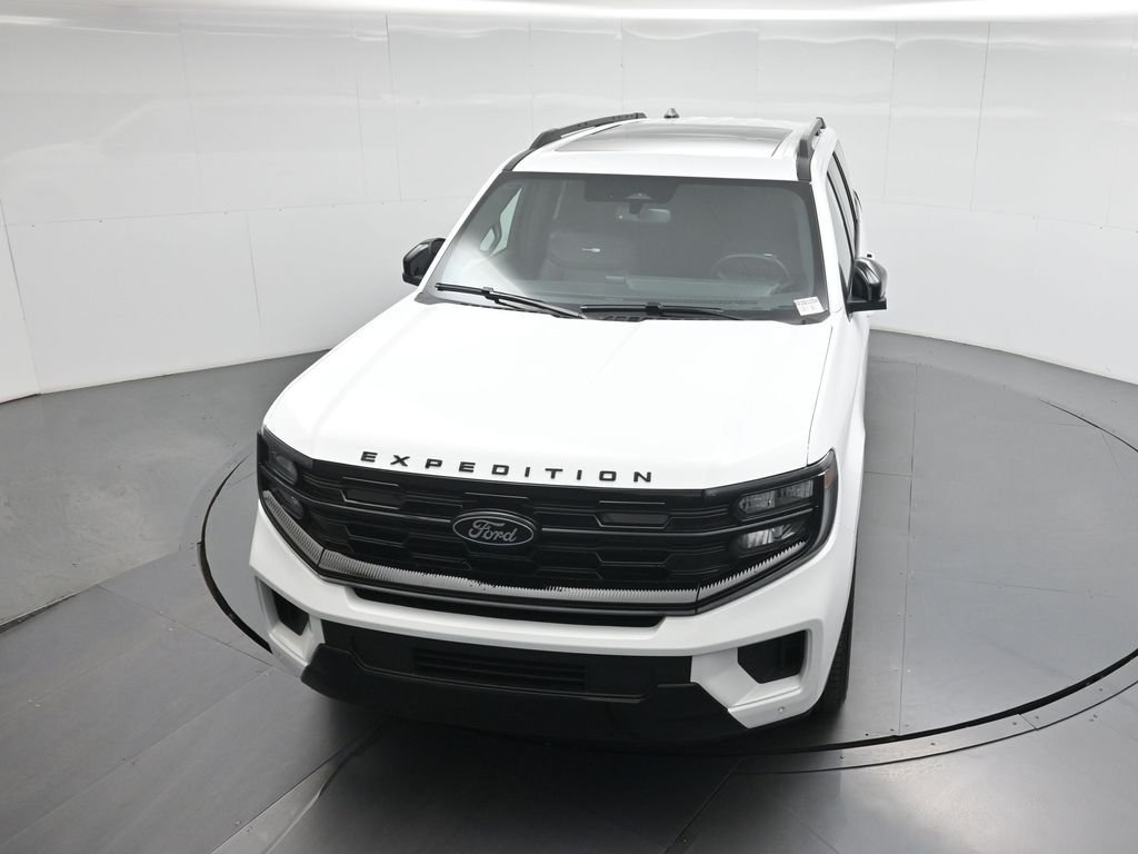New 2026 Oxford White Ford Platinum image 31