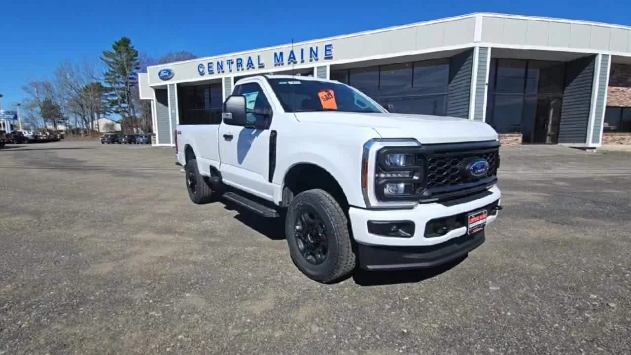 New 2026 Oxford White Ford F-250® XL image 2