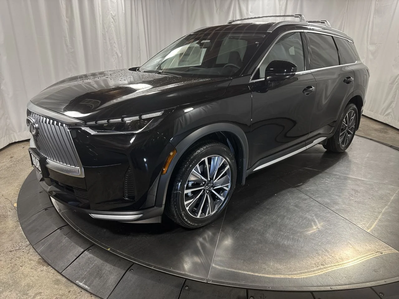 2026 INFINITI QX60 LUXE AWD's photo