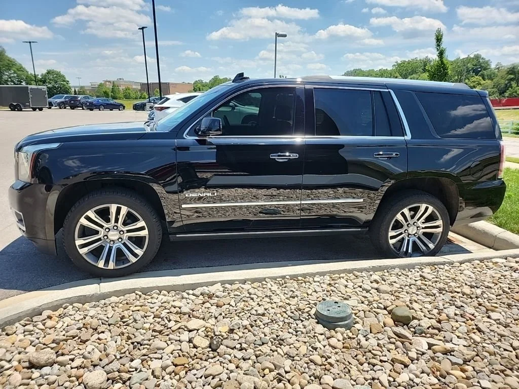 Used 2018 Onyx Black GMC Denali image 8