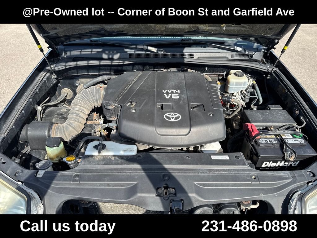Used 2008 Black Toyota SR5 image 9