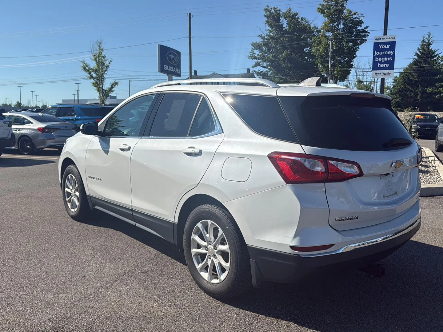 Used 2019 Iridescent Pearl Tricoat Chevrolet LT image 5