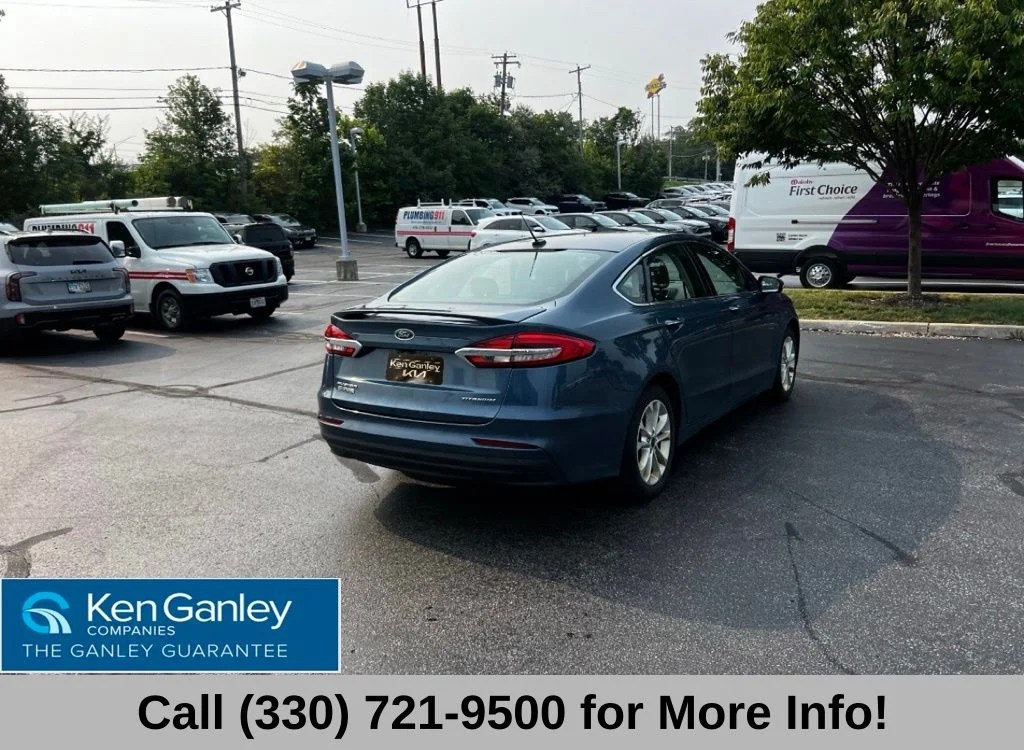 Used 2019 Blue Ford Titanium image 5