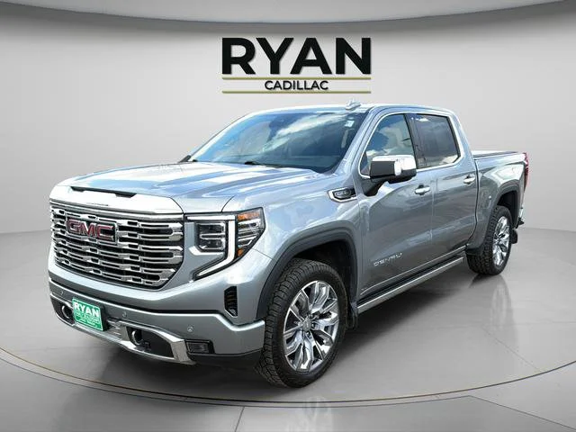 2023 GMC Sierra 4WD Crew Cab Short Box Denali's photo