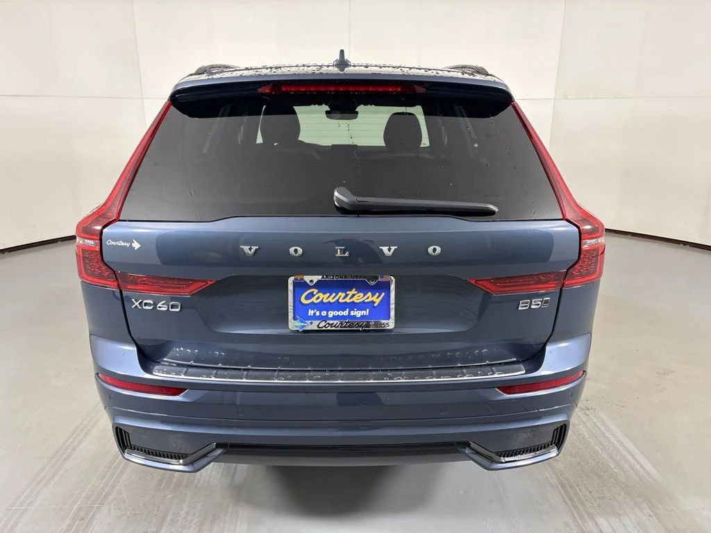New 2026 Denim Blue Metallic Volvo Plus image 7