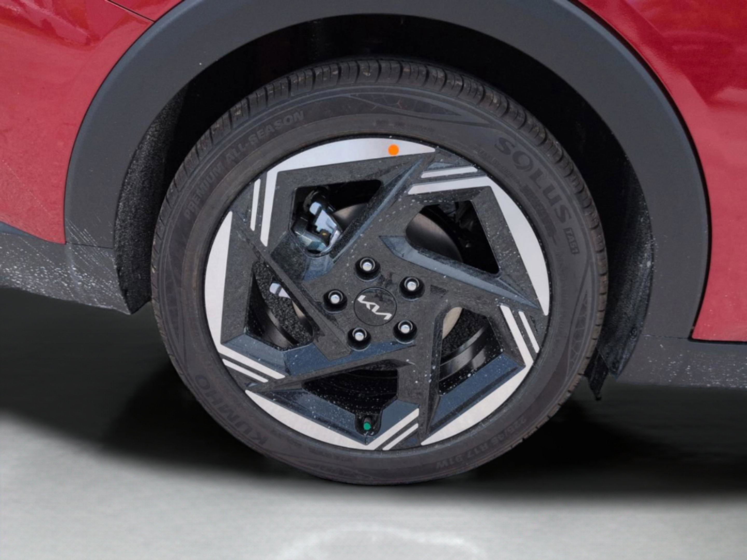 New 2026 Currant Red Kia EX image 29