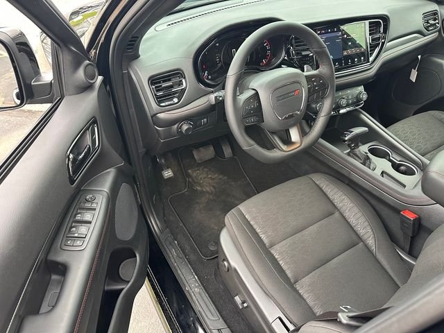 New 2026 Diamond Black Clear-Coat Exterior Paint Dodge GT image 29