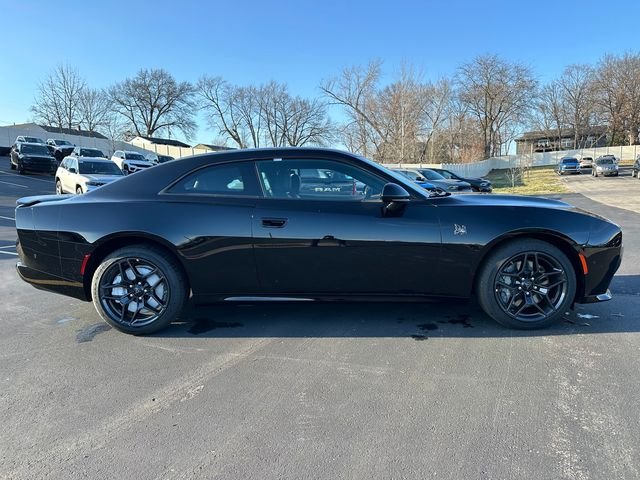 New 2026 Diamond Black Crystal Pearlcoat Dodge Scat Pack image 4