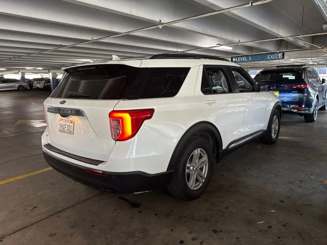 Used 2023 White Ford XLT image 3