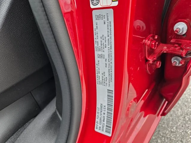 New 2026 Molten Red Pearl-Coat Exterior Paint RAM Rebel image 22