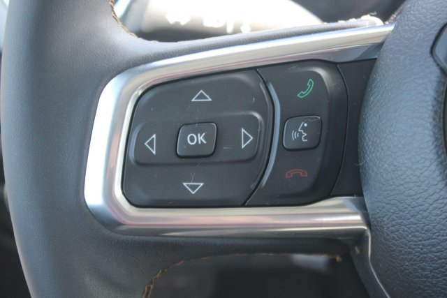 Used 2025 Gray Jeep Sahara image 14