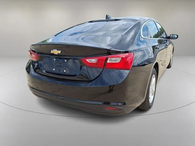 Used 2023 Black Chevrolet LS image 10