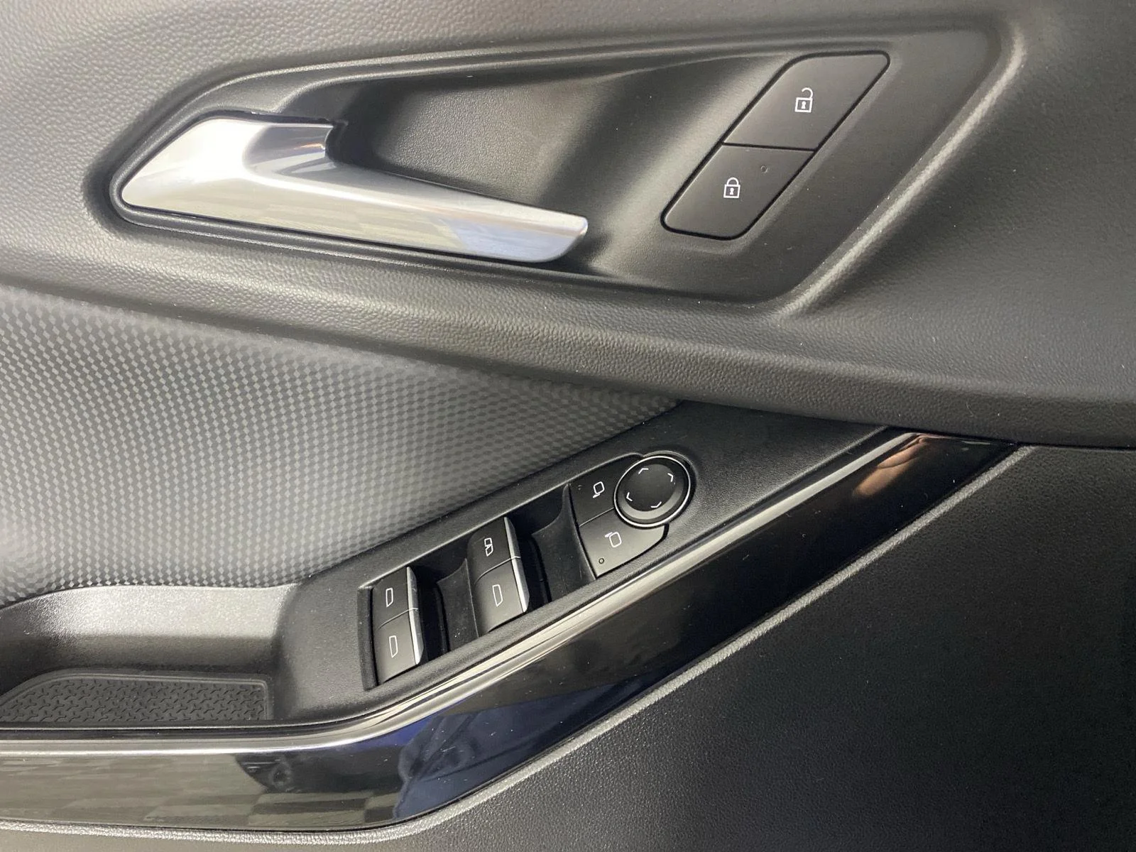 New 2026 Reef Blue Metallic Chevrolet RS image 12