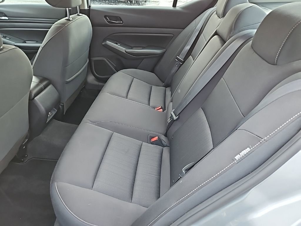 Used 2024 Silver Nissan SV FWD image 20