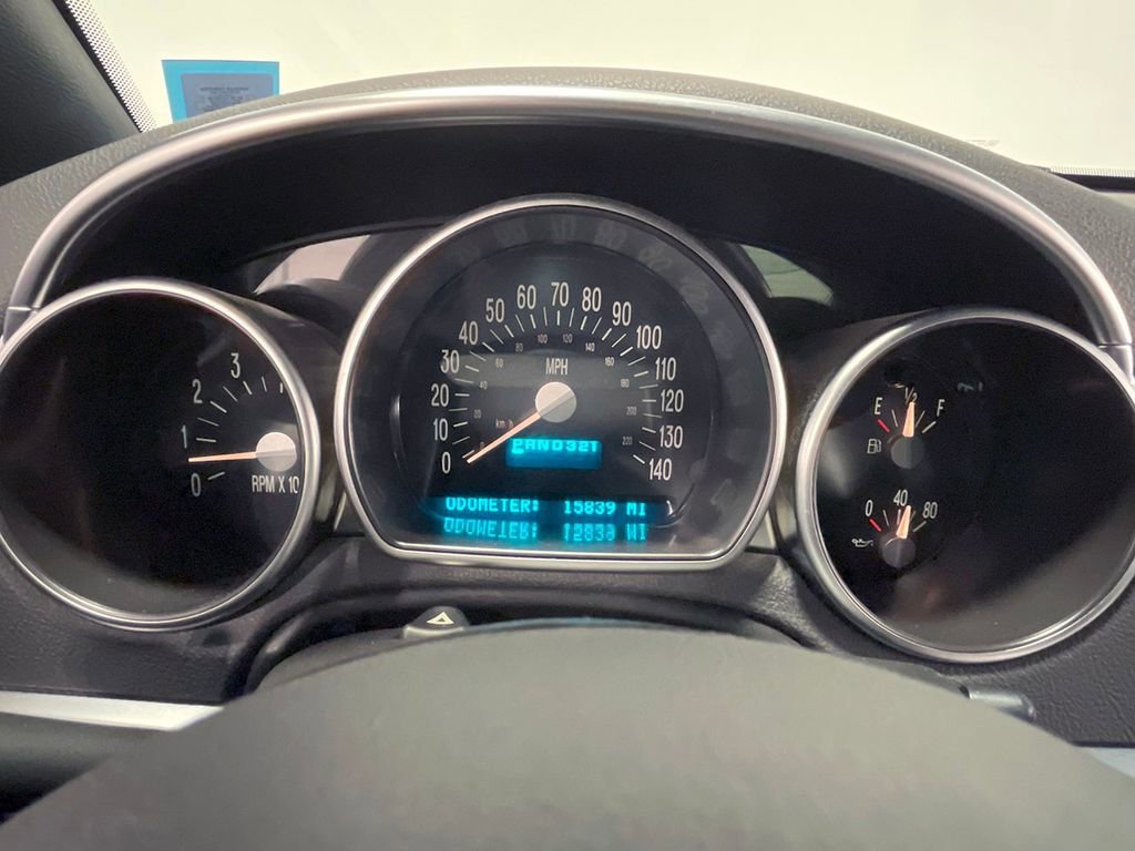 2004 Chevrolet SSR LS - Photo 62
