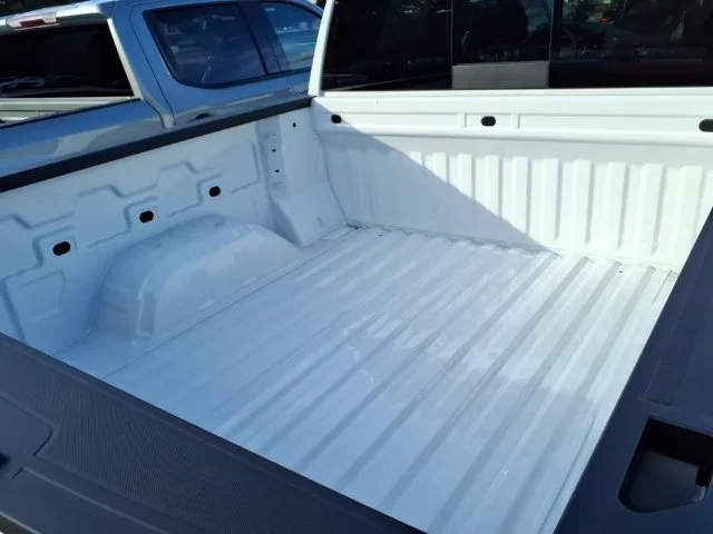 New 2026 Summit White GMC Elevation image 6