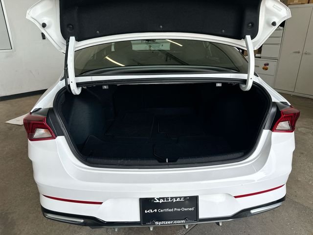 Used 2024 White Kia GT-Line image 23