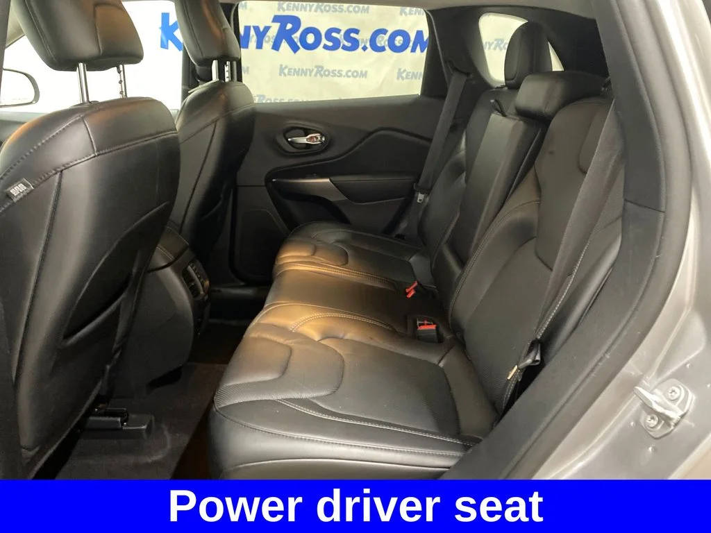 Used 2020 Silver Jeep Limited image 11