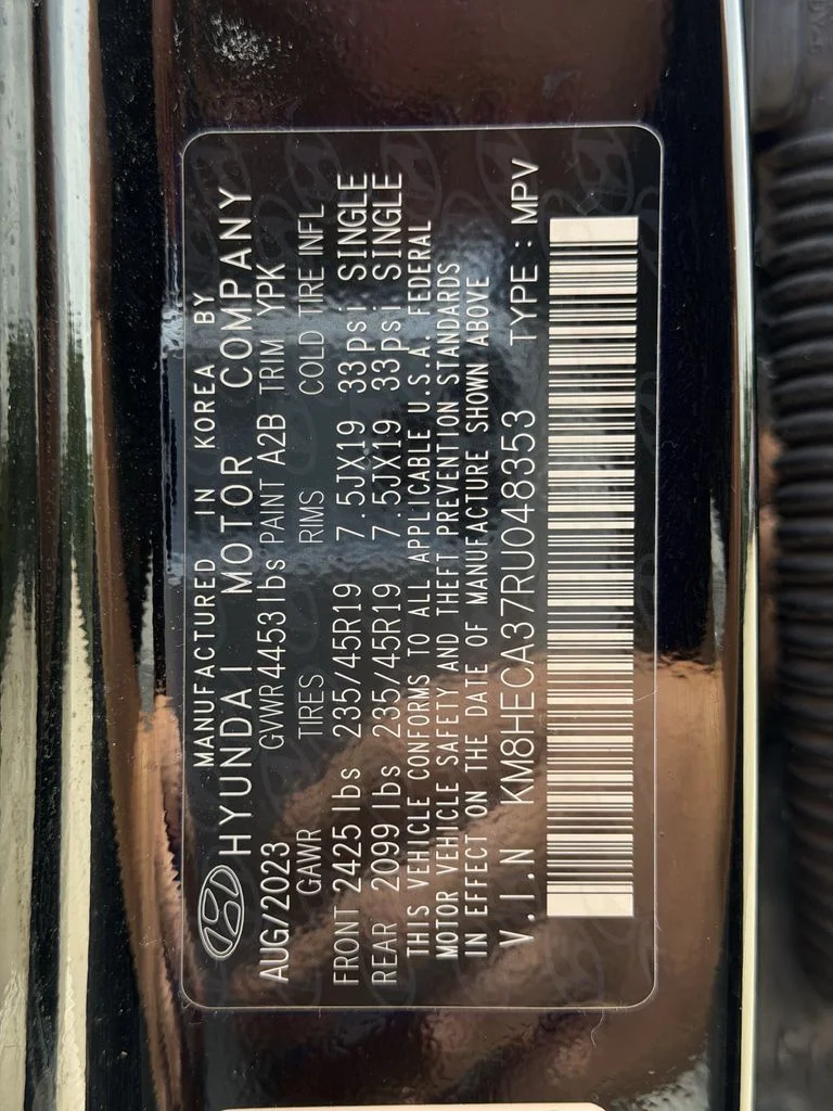 Used 2024 Black Hyundai Limited image 32
