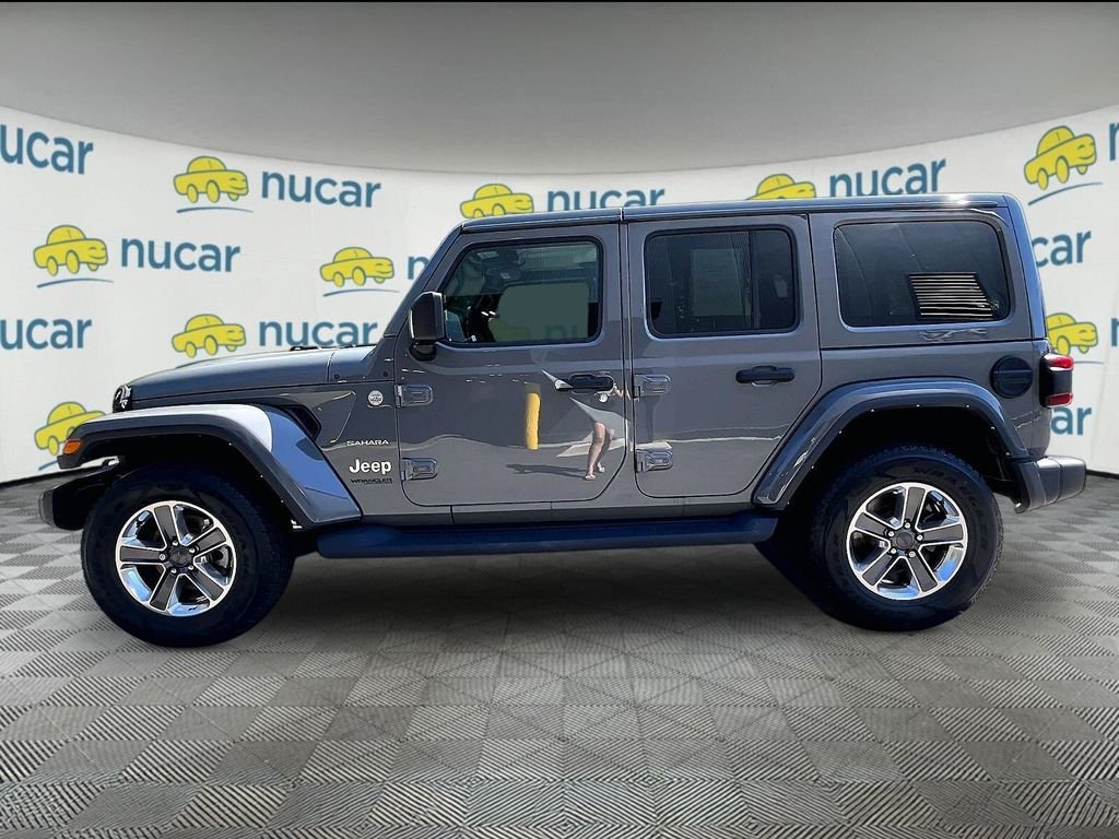 Used 2022 Gray Jeep Unlimited Sahara image 3
