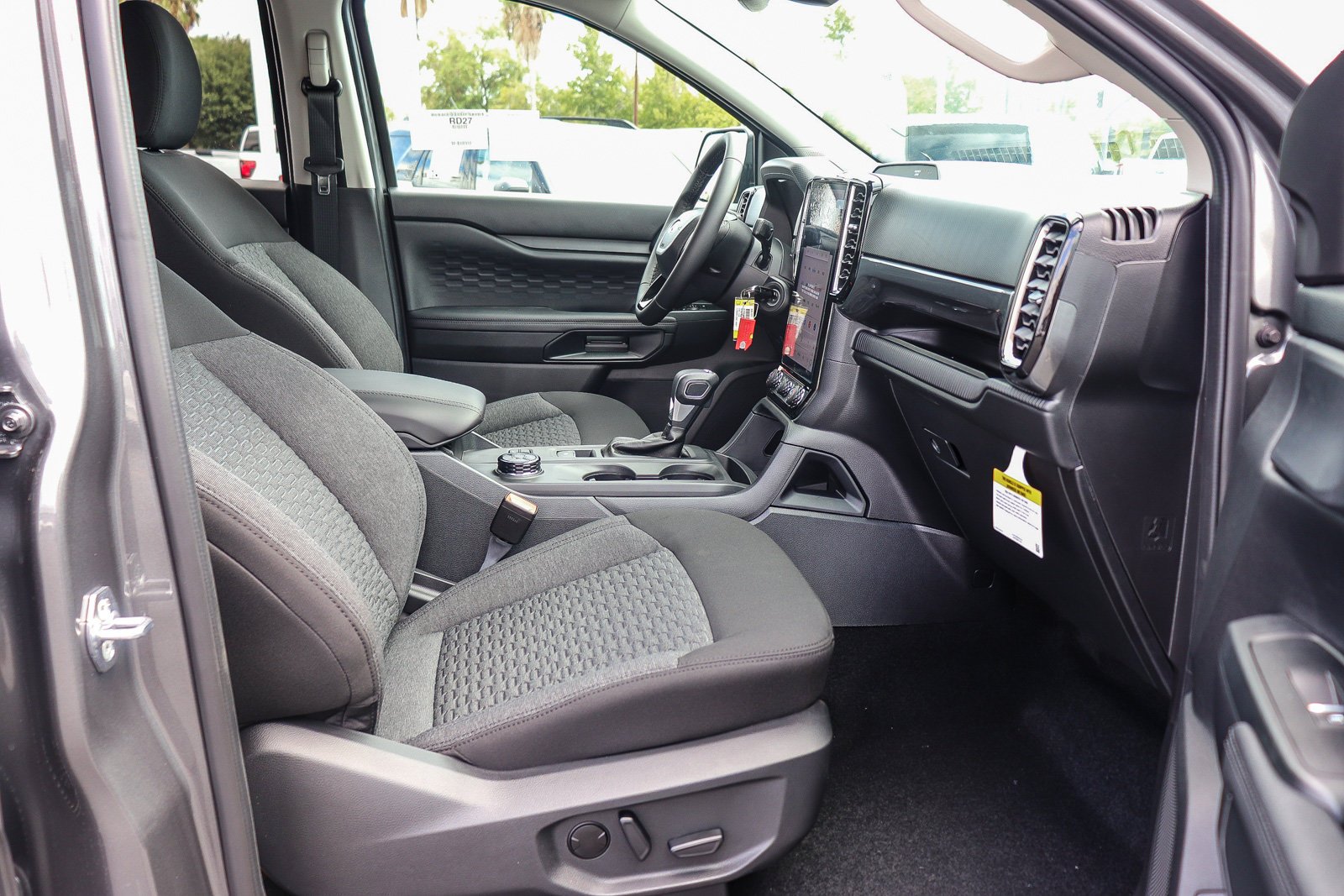 New 2026 Carbonized Gray Metallic Ford XLT image 17