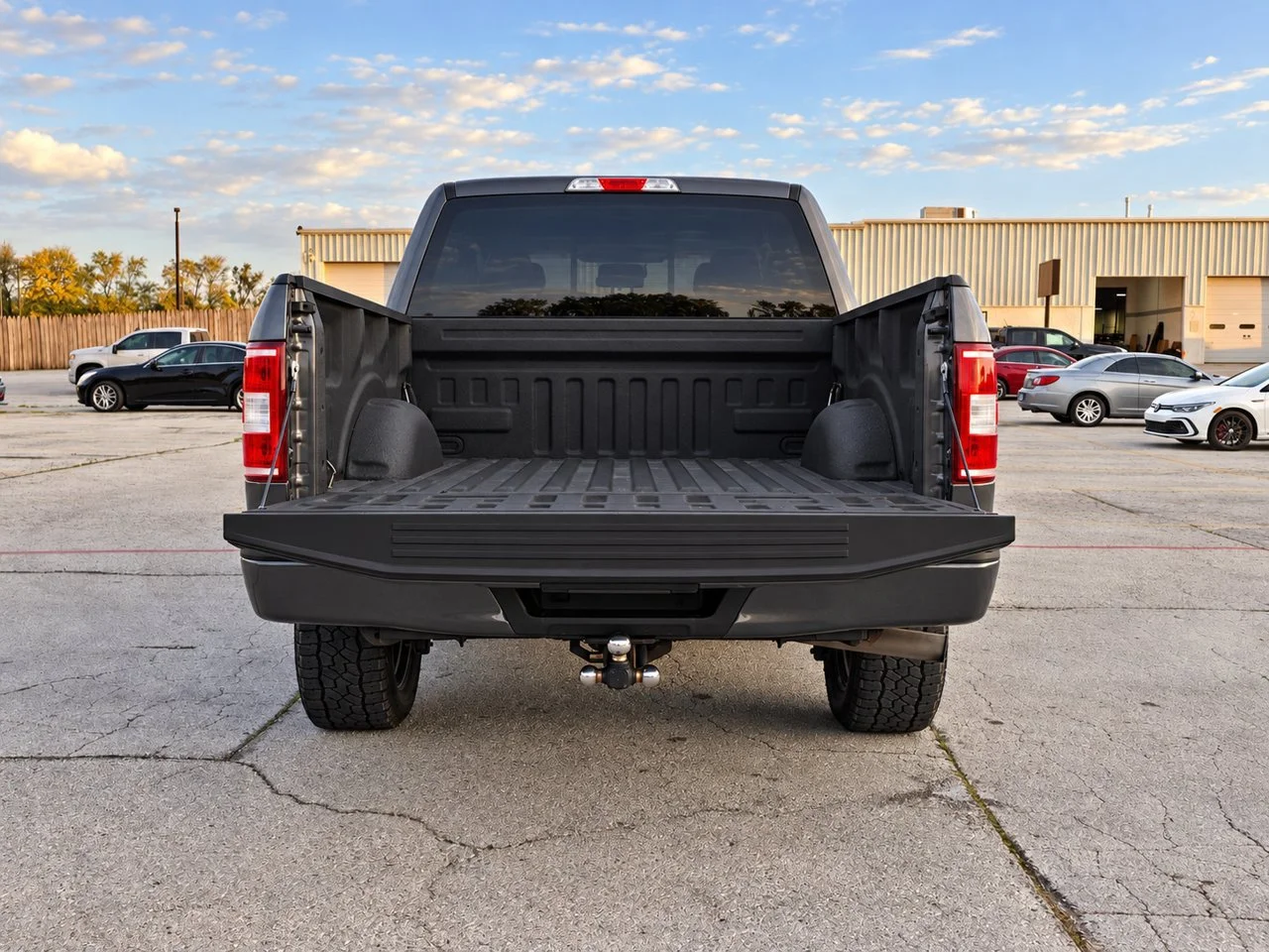 Used 2019  Ford  image 6