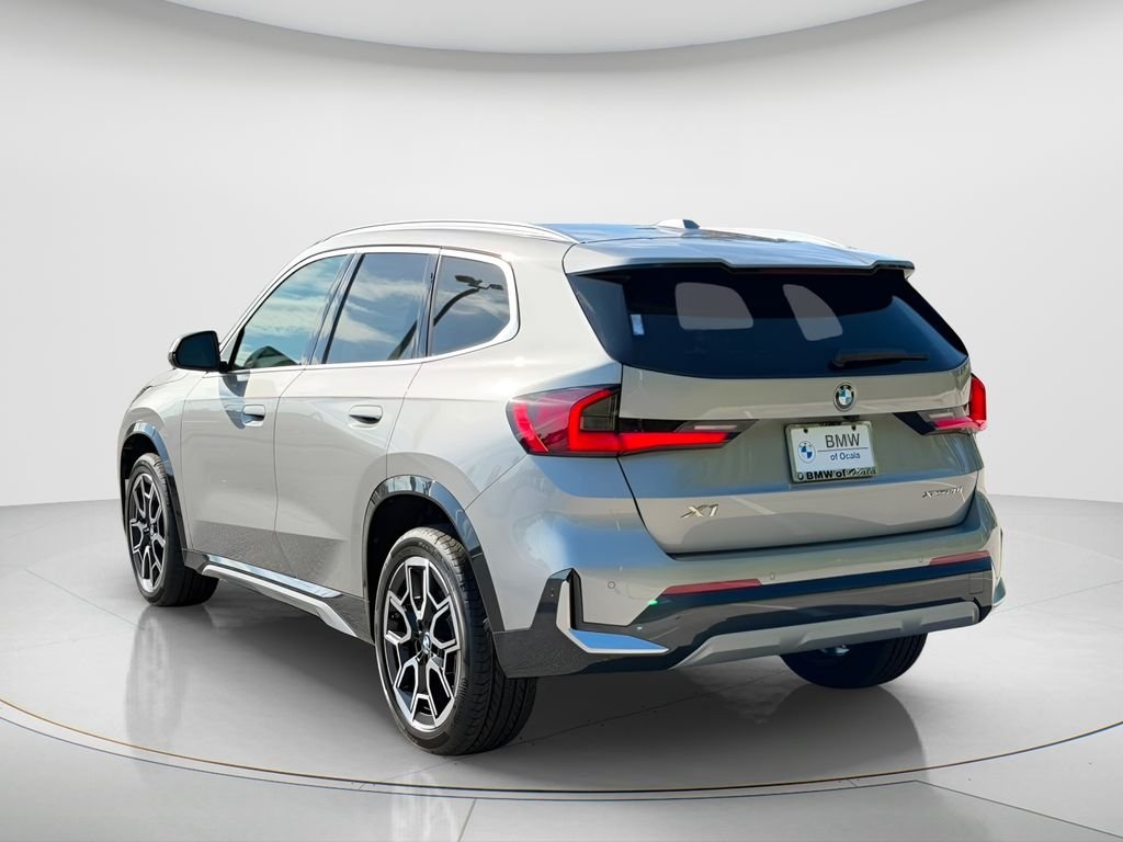 New 2026 Space Silver Metallic BMW xDrive28i image 7