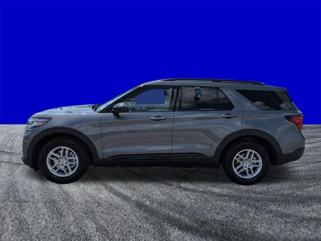 New 2026 Carbonized Gray Metallic Ford Active image 7