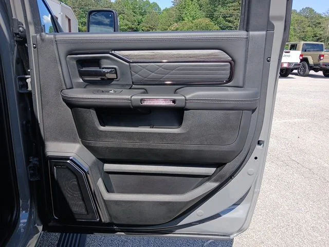 New 2026 Ceramic Gray Clear-Coat Exterior Paint RAM Limited image 27