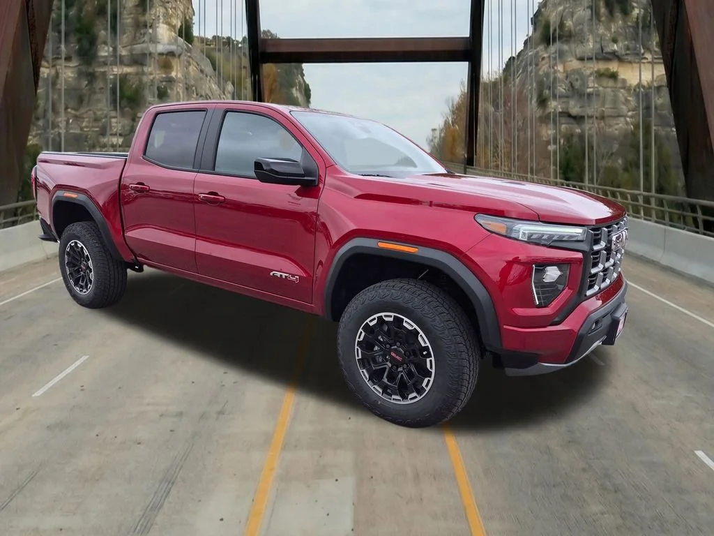 2026 GMC Canyon 4WD AT4 Crew Cab Short Box's photo