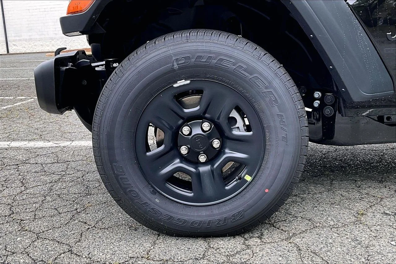 New 2026 Black Clear-Coat Exterior Paint Jeep Sport image 30