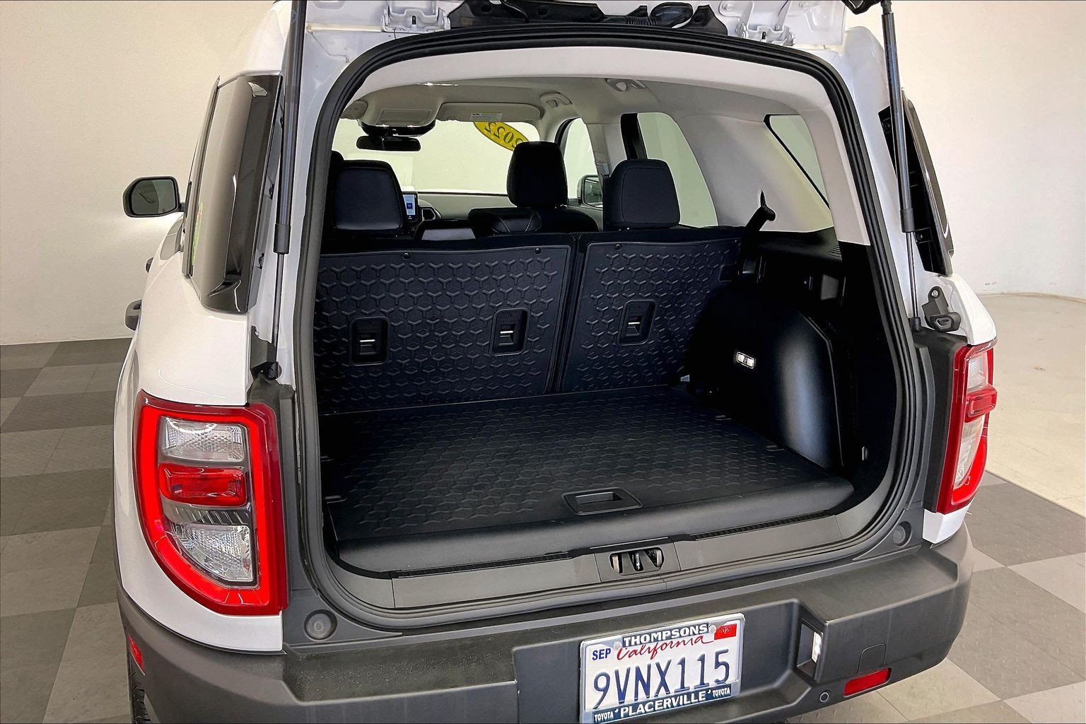 Used 2022 Oxford White Ford Big Bend image 28