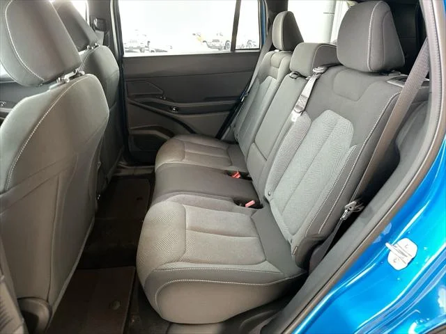 New 2026 Hydro Blue Pearl-Coat Exterior Paint Jeep Laredo image 21