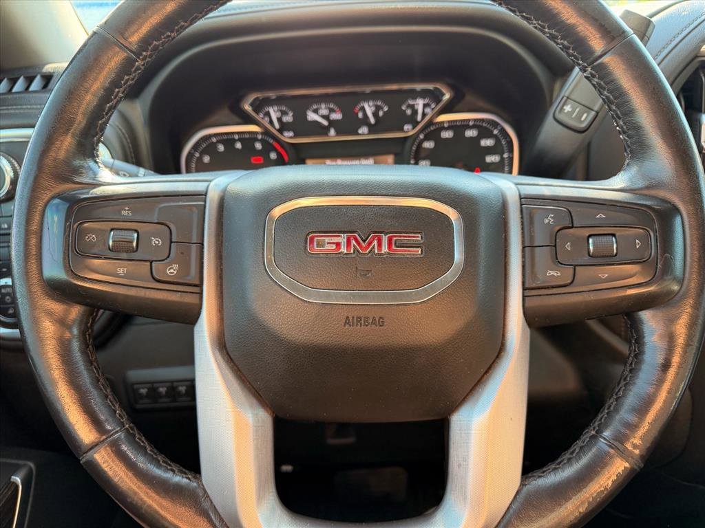 Used 2021 Cayenne Red Tintcoat GMC SLE image 13