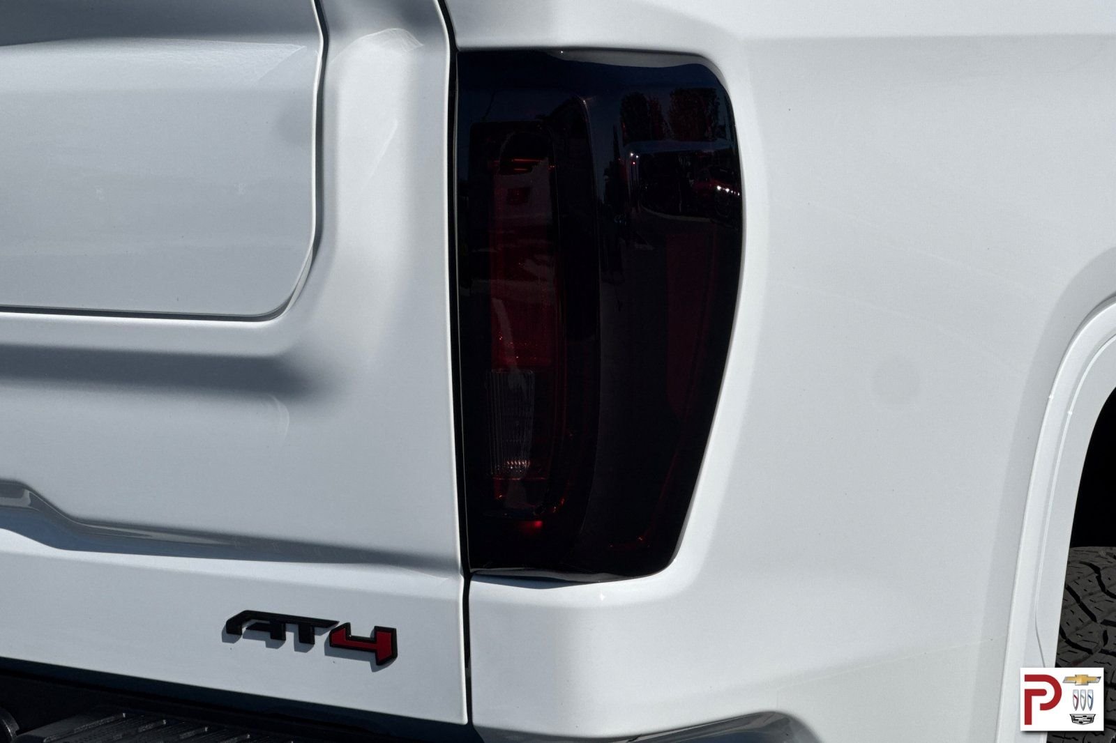 Used 2024 White GMC AT4 image 32