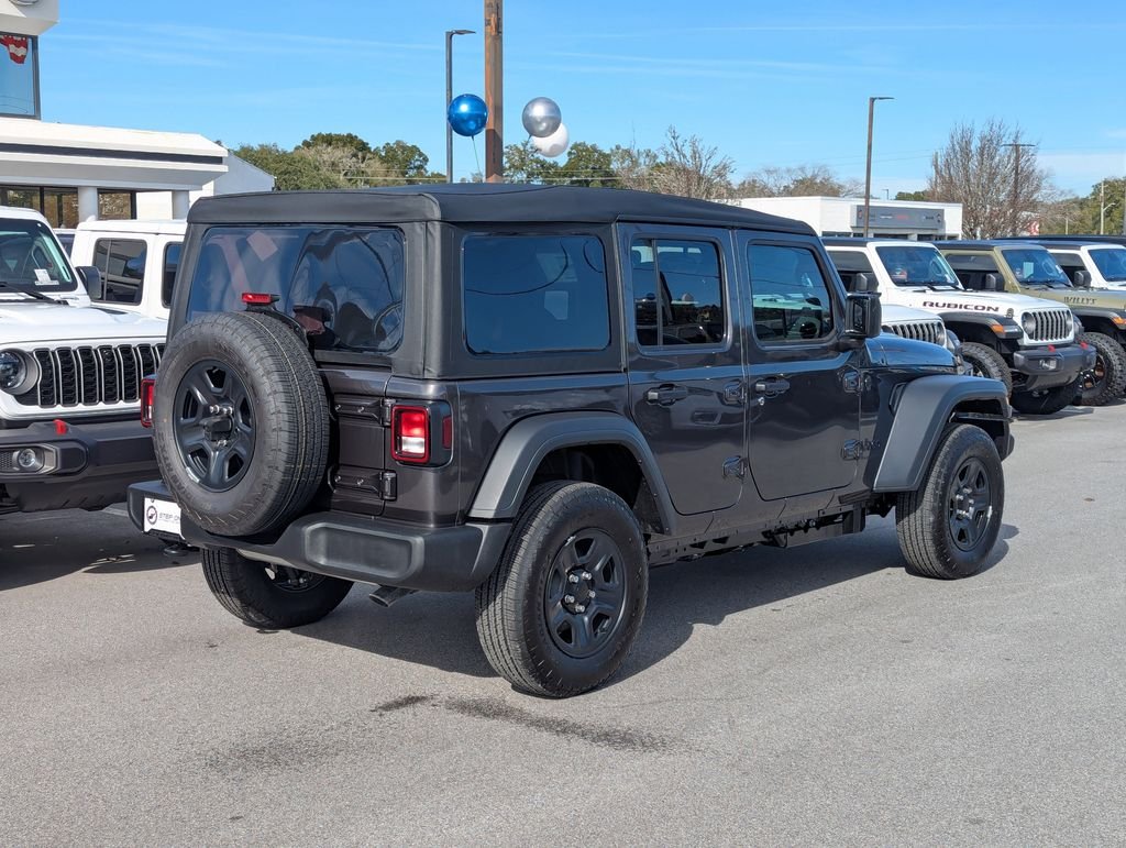 New 2026 Granite Crystal Metallic Clear-Coat Exterior Paint Jeep Sport image 5