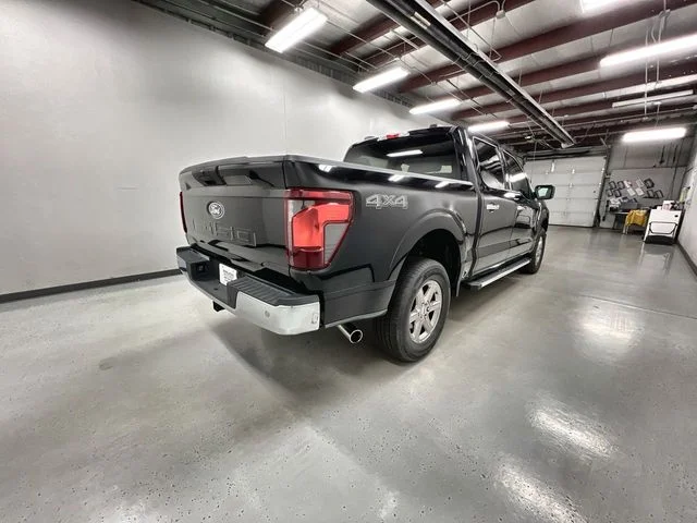 2025 Ford F-150 XLT - Photo 8