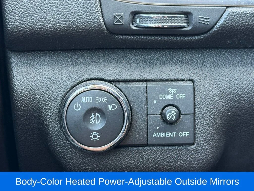 Used 2015 Black Chevrolet LT image 29