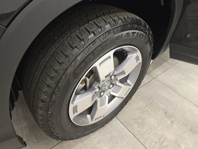 Used 2025 Crystal Black Pearl Honda RTL image 38