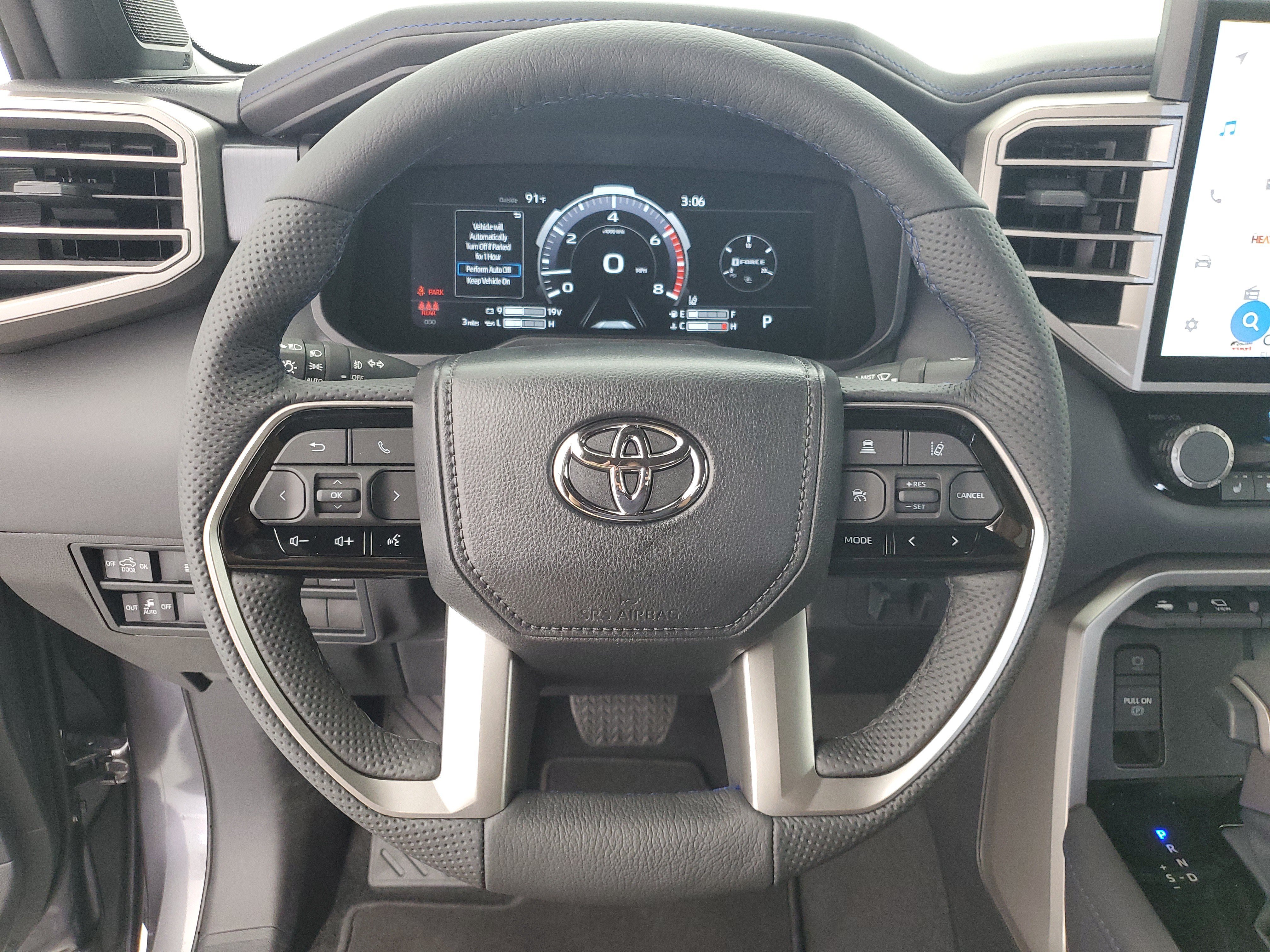 New 2026 Magnetic Gray Metallic Toyota  Platinum image 21