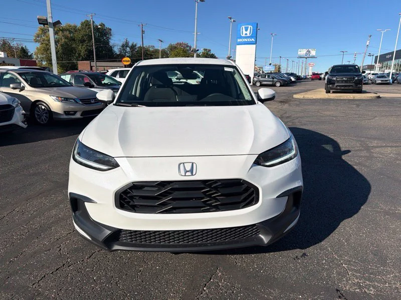 Used 2024  Honda LX image 2
