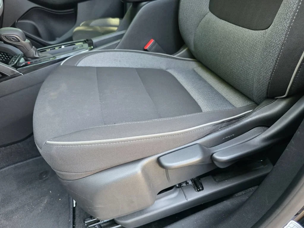Used 2025 Mosaic Black Metallic Chevrolet LT image 13