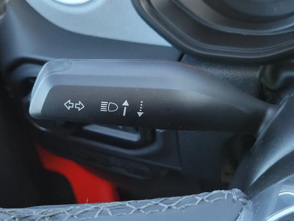 Used 2025 Red Jeep Sahara image 29