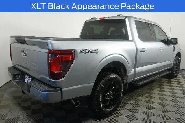 New 2026 Iconic Silver Metallic Ford XLT image 3