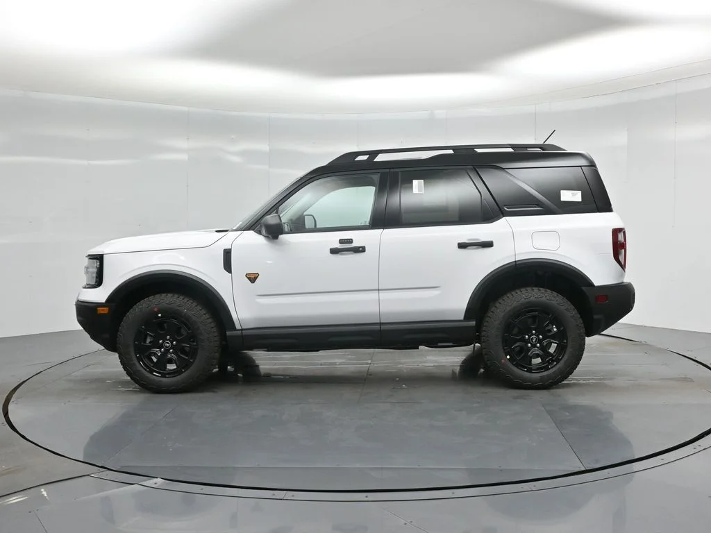 New 2026 Oxford White Ford Badlands image 31