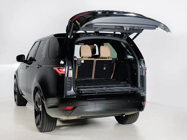Certified Used 2025 Black Land Rover Dynamic SE image 31