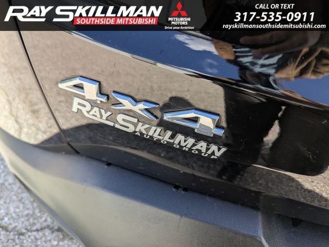 Used 2018 Black Jeep Latitude image 8