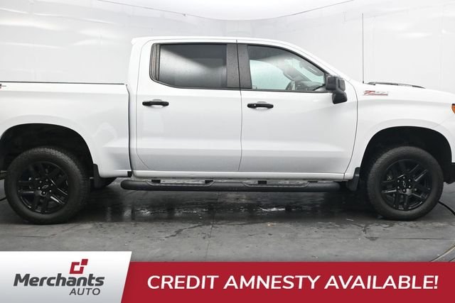 Used 2025 White Chevrolet LT Trail Boss image 9